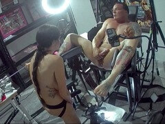 Anal, Cul à la bouche, Sucer une bite, Bondage, Femme dominatrice, Prostate, Esclave, Attachée