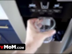 Gros seins, Blonde, Femme couguar, Masturbation, Mature, Mère que j'aimerais baiser, Pov, Belle mère