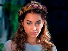 Puppe, Fingern, Masturbation, Im freien, Muschi, Entkleiden, Jungendliche (18+), Titten