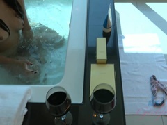 Любители, Брюнетки, Подружка, Латиноамериканки, Мастурбация, Киски, Бритые, Спящие