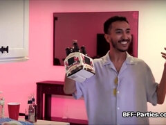 18, アジア人, フェラチオ, 茶髪の, チン, グループ, パーティ, ティーン