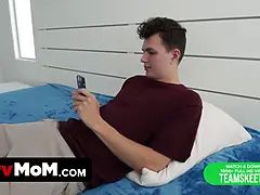 Amerikanisch, Grosser arsch, Blondine, Geile alte tussi, Mutti, Nackt, Pov, Sohn