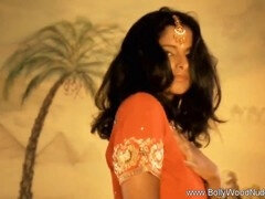 Queening, new indian, milf dance