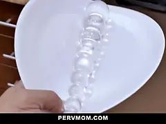 Culo grande, Tetas grandes, Mamada, Hermano, Morena, Consolador, Consolador enorme, Masturbación