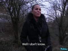 Amateur, Cul, Bottes, Brunette brune, Tchèque, Mère que j'aimerais baiser, De plein air, Pov