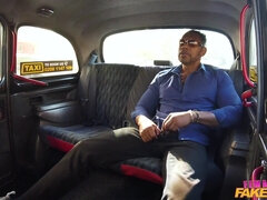 Zwart, Auto, Hondjeshouding, Hd, Interraciaal, Likken, Masturbatie, Kut duiken