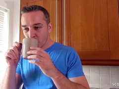 Broeder, Gezin, Kokhalzen, Hardcore, Slipje, Kut duiken, Taboe, Tiener