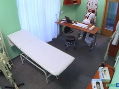 Amateur, Sucer une bite, Éjaculation interne, Médecin, Doigter, Infirmière, Pov, Chatte