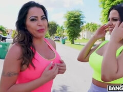 Verga grande, Tetas grandes, Morena, Garganta profunda, Hd, Latina, Madres para coger, Trio