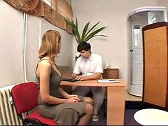 Blondine, Gynäkologe