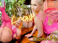 Grosser arsch, Grosser schwanz, Blondine, Blasen, Kitzler, Hd, Öl, Vibrator