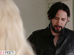 Большой член, Ноги, Дрочка ногами, Группа, Сосущие, Молоденькие