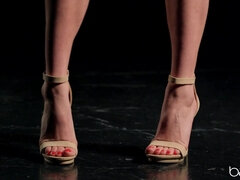 Kont, Pijpbeurt, Voeten fetish, Hardcore, Kut duiken, Tiener, Strak, Tieten likken