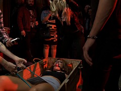 Anaal, Kont, Bondage discipline sadomasochisme, Grote lul, Pijpbeurt, Gebondenheid, Openbaar