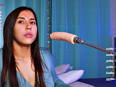 Amateur, Sucer une bite, Gode, Fille latino, Machine à baiser, Solo, Suçant, Jouets