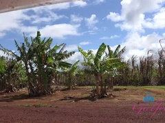 Leie, Strand, Braunhaarige, Fingern, Flashen, Freundin, Piercing, Pov