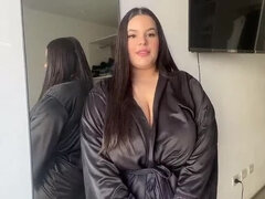 Bubbly Teen Try On Haul Shows Huge Natural Tits & Cleavage