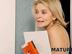 Guy unites cock with much older nannys smooth-shaven twat