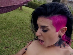 Bruinharig, Natuurlijk, Doordringend, Tatoeage, Slet