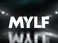 デカパイ, ブロンド, 巨乳な, 中出し, イく瞬間, イマラチオ, 手コキする, オッパイの