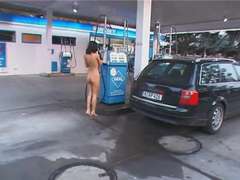 Flashing, Naked, Public