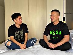 Amateur, Asiatique, Sucer une bite, Muscle