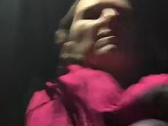 Случайно, Любители, Брюнетки, Милф, Соски, На природе, На публике, Реалити