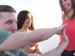 Ass Flashing Amateur Sex Party Makes Me Cum