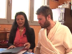 アジア人, フェラチオ, 茶髪の, ズームショット, Hd, 淫乱熟女, 教師, オッパイの