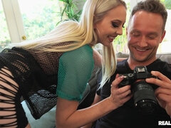 お尻, バック, 顔射, ハードコア, ヒール, 自然山雀, ショートヘア, タトゥー