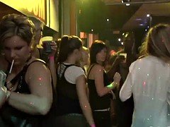 Rubia, Mamada, Morena, Grupo, Interracial, Fiesta, Público