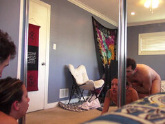 Leie, Arsch, Braunhaarige, Besamung, Latina, Natürlich, Eng, Titten