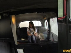 Mamada, Coche, Estilo perrito, Penetracion con dedos, Marido, Al aire libre, Coño, Anilingus