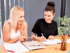 アナル, お尻, ブロンド, 女 人男 人, 手コキする, 異人種間, ストッキング, ティーン