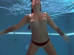18 jahre, Grosser arsch, Fetisch, Hd, Pool, Öffentlich, Solo, Unter wasser