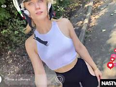 Grosse bite, Blonde, Sucer une bite, Hd, De plein air, Public, Allumeuse, Adolescente