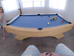 Blonde, Sucer une bite, Éjaculation interne, Jeux, Hd, Seins naturels, Piscine, Pov