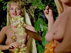 Lieveling, Grote mammen, Softcore pornografie, Tieten likken, Oud