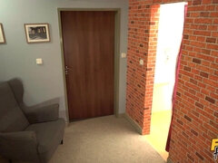 Salle de bains, Chambre à dormir, Sucer une bite, Tchèque, Européenne, Masturbation, Tatouage, Mouillée