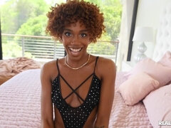 Culo, Negro, Mamada, Ébano, Penetracion con dedos, Novia, Besar, Coño