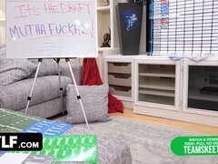 Минет, Семяизвержение, Вчетвером, Игры, Группа, Хд, Милф, Оргии