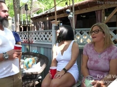Tetas grandes, Doble penetracion, Latina, Madres para coger, Chupando, Intercambio de parejas, Tetas, Esposa