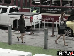 Grote mammen, Pijpbeurt, Bruinharig, Rondborstig, Sperma shot, Sperma in gezicht, Likken, Tieten likken