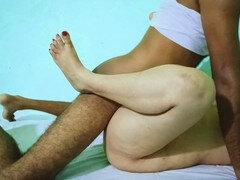 Amateur, Attrapée, Ex petite amie, Fait maison, Embrassement, Chatte, Adolescente, Nénés