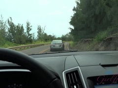 Brunette brune, Voiture, Doigter, Exhib, Fille latino, Orgasme, Pov, Nénés