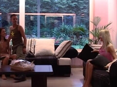 Anal, Culo grande, Tetas grandes, Mamada, Morena, Muñeca, Adolescente, Trio