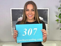 18 jahre, Arsch, Grosser arsch, Grosser schwanz, Blasen, Schwanz, Hundestellung, Puppe