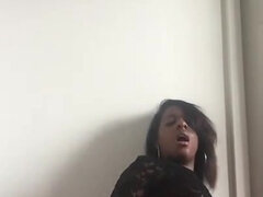 Pretty Slim Chick Shaking Ass - Slim Thick Ebony