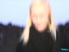 Leie, Blondine, Blasen, Europäisch, Geld, Im freien, Pov, Muschi