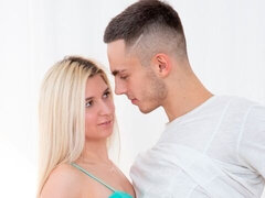 アナル, 舐める尻, ブロンド, フェラチオ, 手コキする, キス, ガリガリ, ティーン